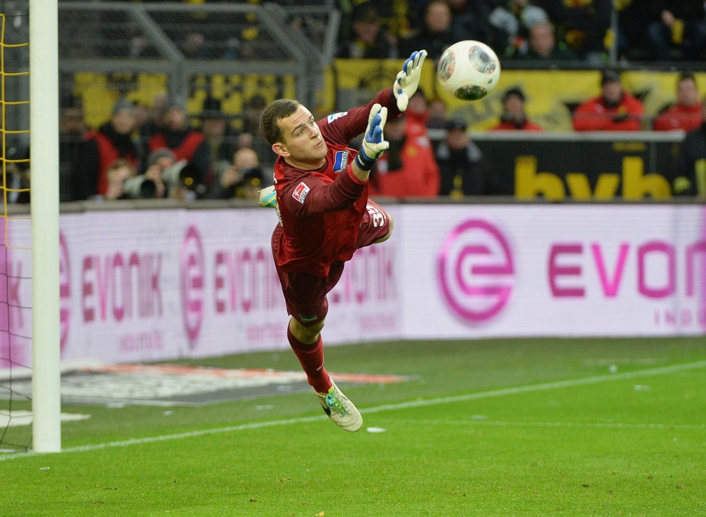 Foto: City-Press GmbH - Marius Gersbeck rettet den Sieg